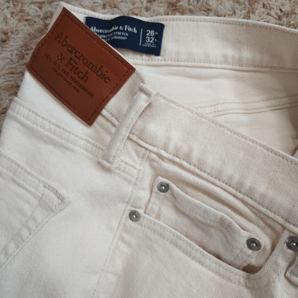 Abercrombie & Fitch Athletic Straight Jeans Mens 28x32 Cream Signature Stretch